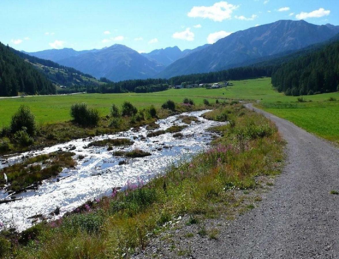 Fuldera Daint Chasa Zanoli Whg Im Zweiten Stock Luaran gambar